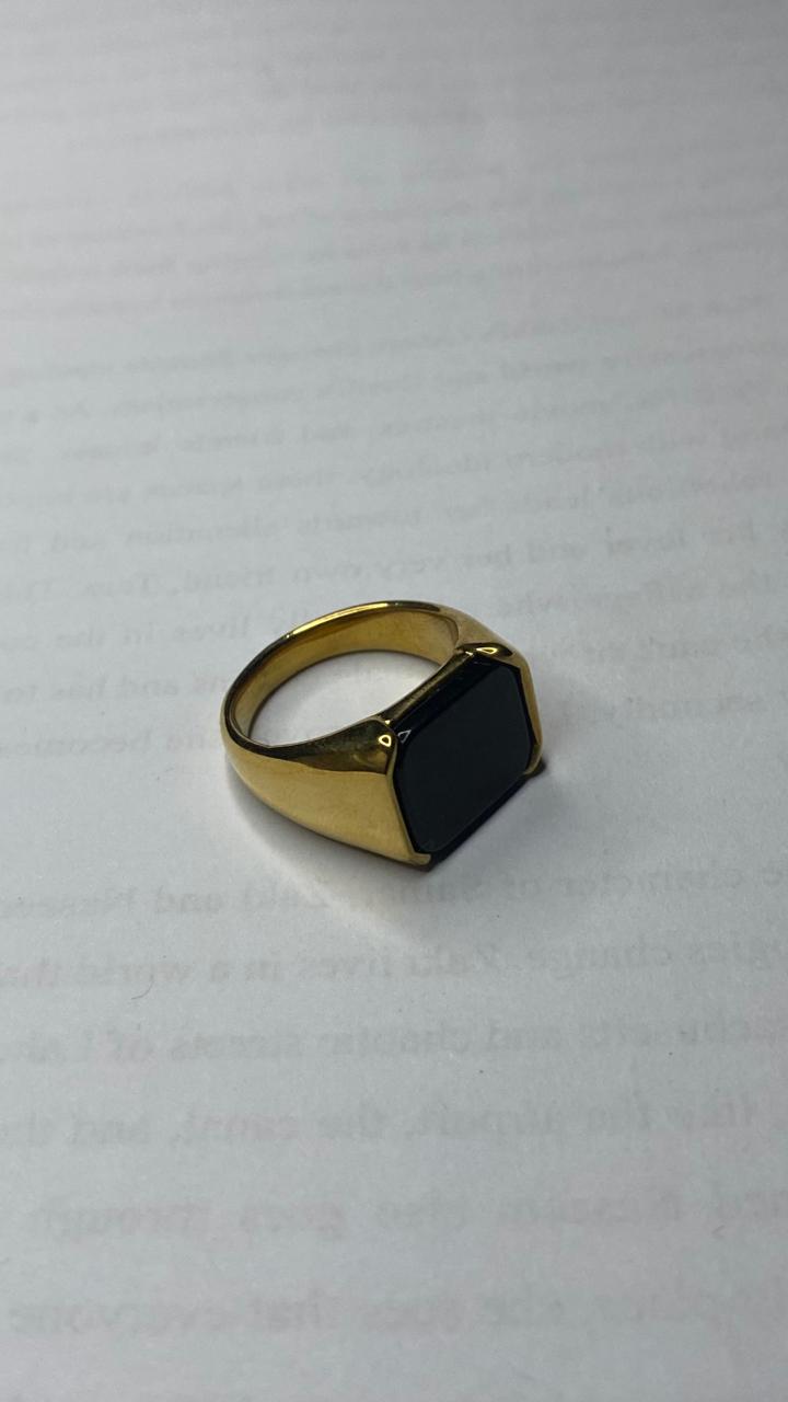Noir Gold Signet Ring