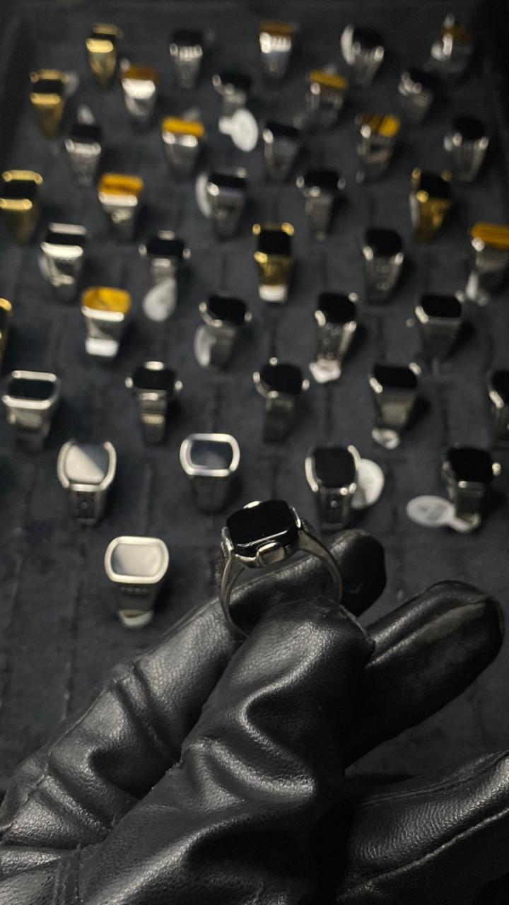 Noir Steel Signet Ring