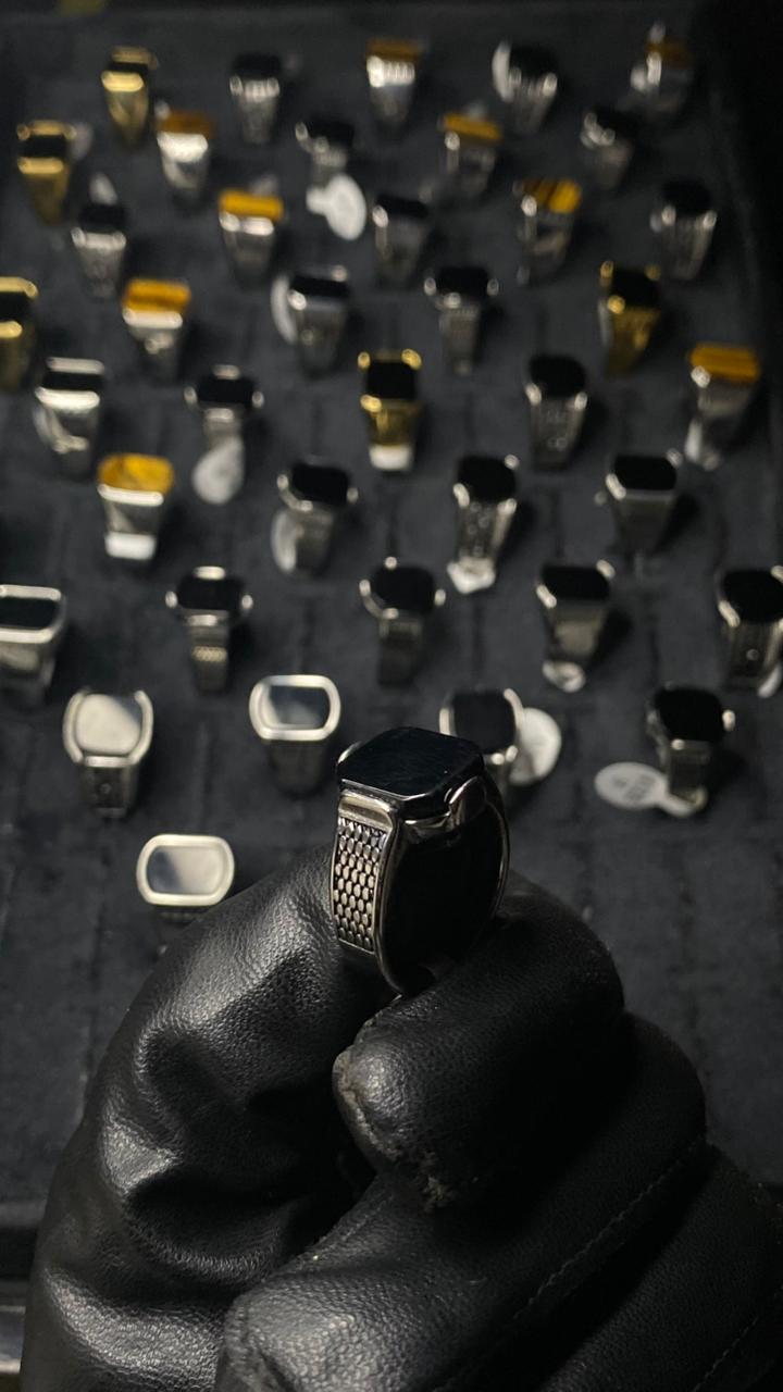 Noir Steel Signet Ring