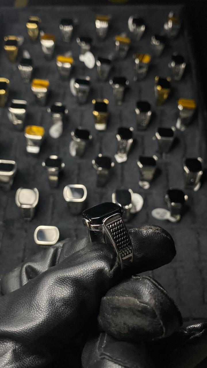 Noir Steel Signet Ring