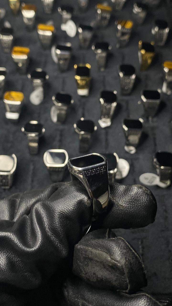 Black Onyx Signet Ring